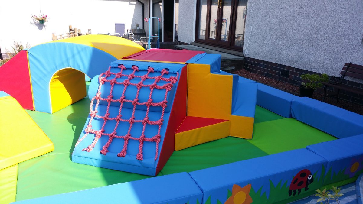 20160914 144253 — Bitz & Pieces mobile soft play